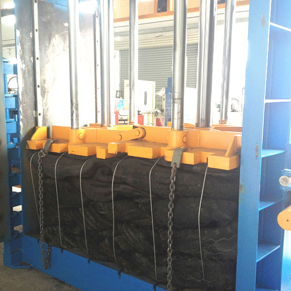 hydraulic tyre press machine