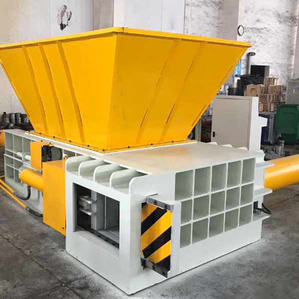 horizontal metal baler